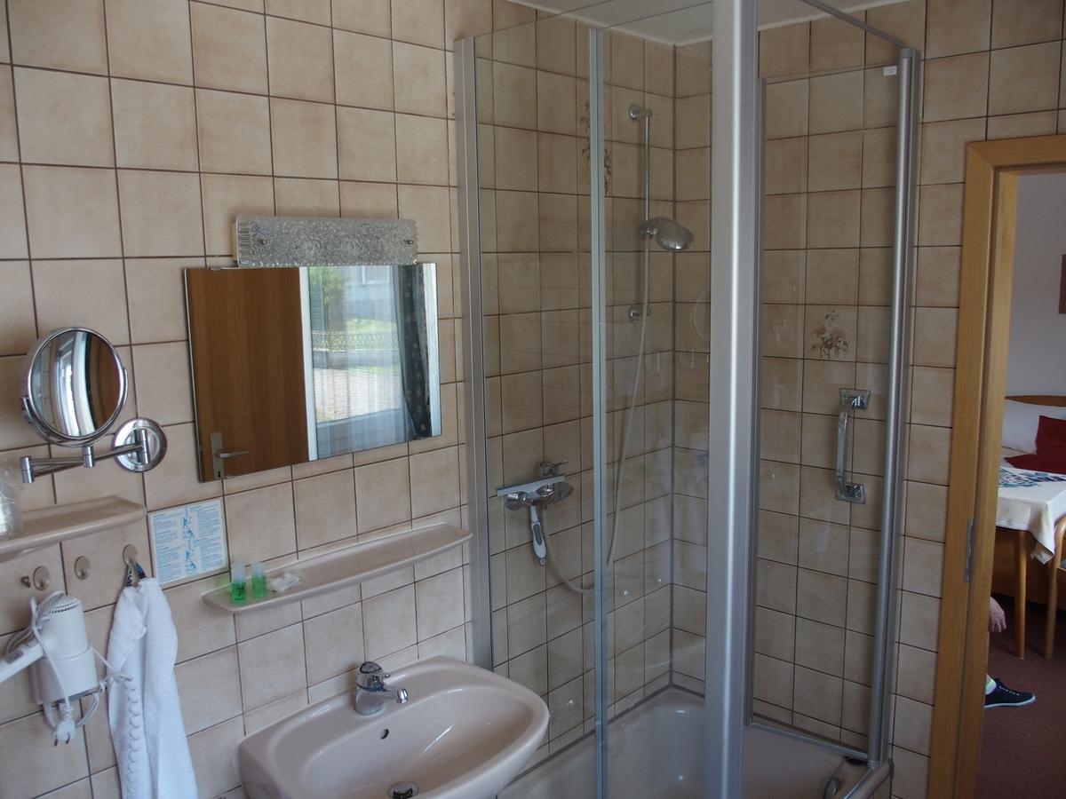 Hotel Pension Cafe Hasler Bodman-Ludwigshafen Kültér fotó